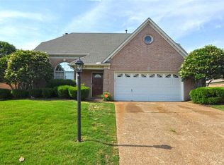 9996 Woodland Grove Dr, Lakeland, TN 38002