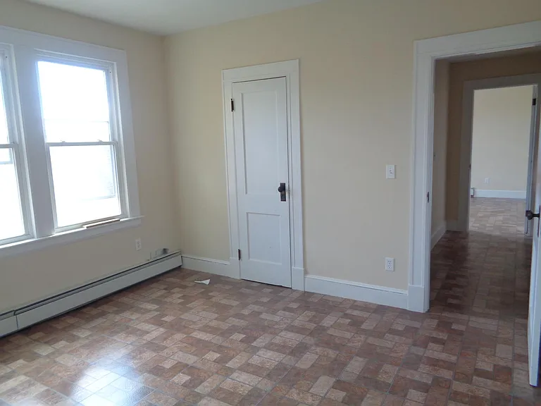 68 Brewster St #2 — Photo 6