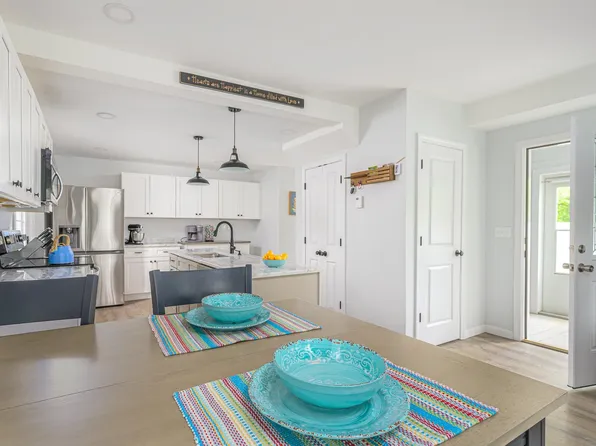9E Cabana Drive, Peterborough, NH 03458