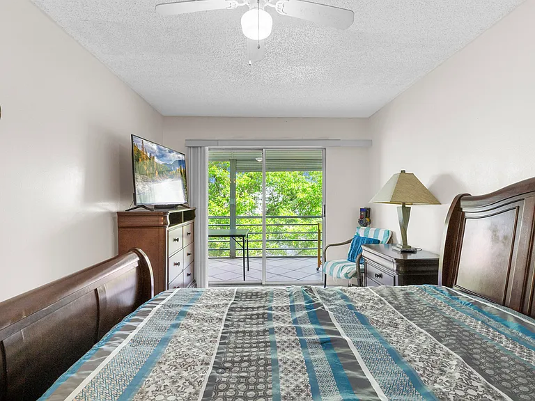 3028 Harwood Dr #D — Photo 19