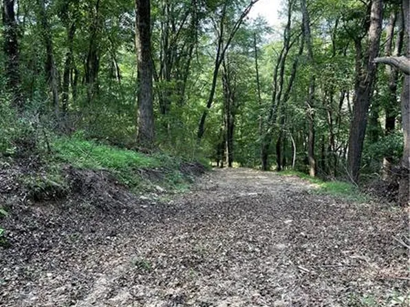 0 Red Mud Hollow Rd, Sewickley, PA 15143