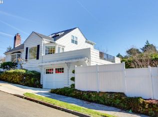 1002 SW Falcon St, Portland, OR 97219