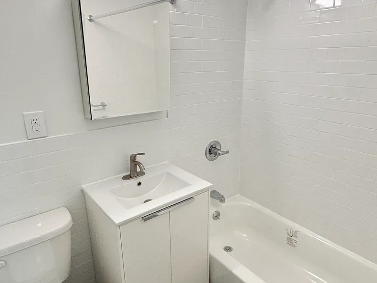 30 Wendell St #20 — Photo 14