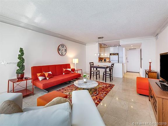 4th image of 1228 West Ave APT 1211