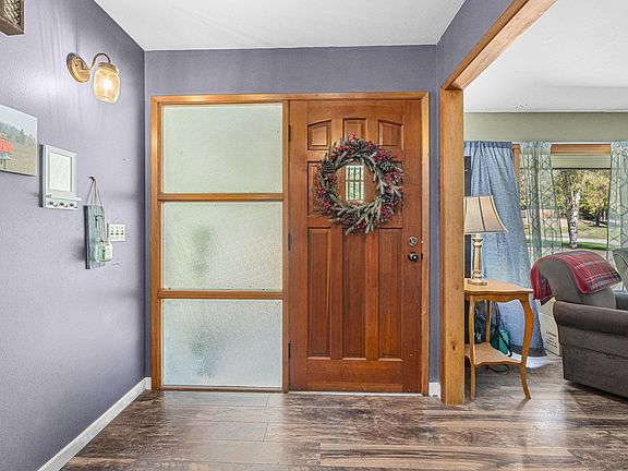 3rd image of 305 Bockman Rd