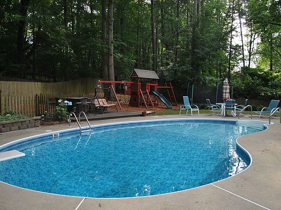 Salt water pool system 