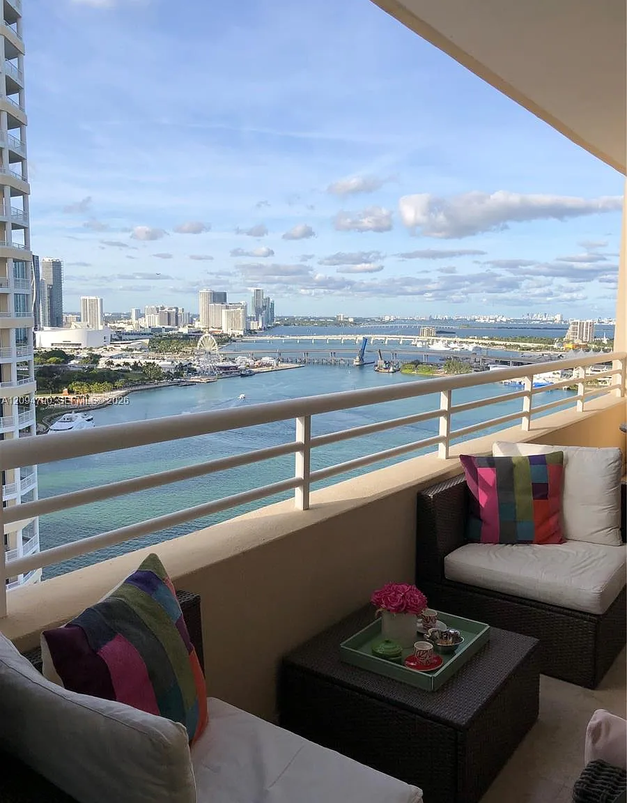 Two Tequesta Point Condo — Photo 4
