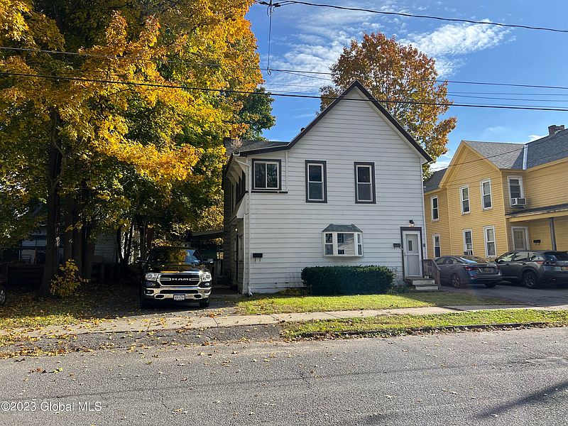 3rd image of 39 S Judson Street