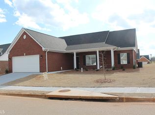 255 Park Place Trl, Social Circle, GA 30025