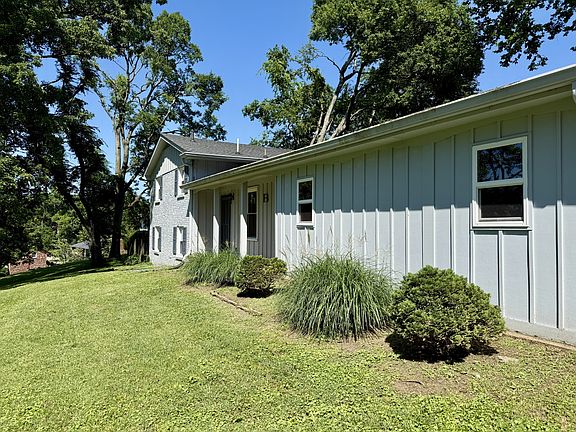 2nd image of 213 Rhine Dr