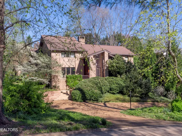 667 Kenesaw Ave, Knoxville, TN 37919