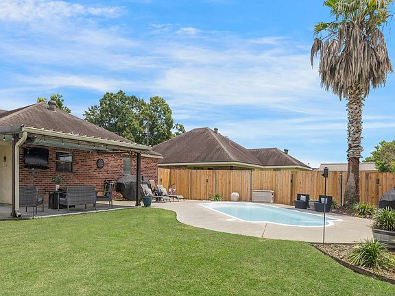 2nd image of 315 Santiago Dr