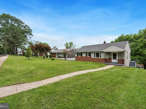 1027 Oak St, Coatesville, PA 19320