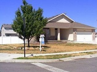9774 Sharolyn Ln, South Jordan, UT 84095