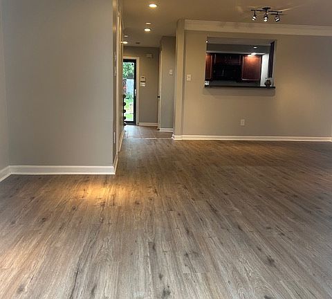 5th image of 6906 Pemmbrooke Shire Ln