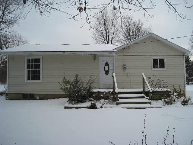 1st image of 3970 Rainbow Dr NE