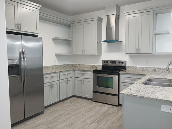 5th image of 3617 E Moreland Dr #3