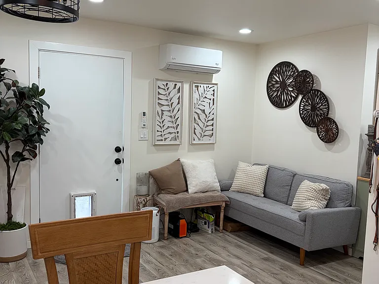 1388 S Park Ave — Photo 9