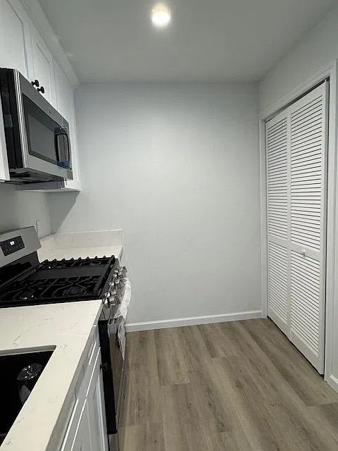 1 bed, 1.0 bath, 635 sqft, $1,550 — Photo 2