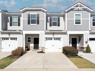 605 Purteview Pl, Greer, SC 29650