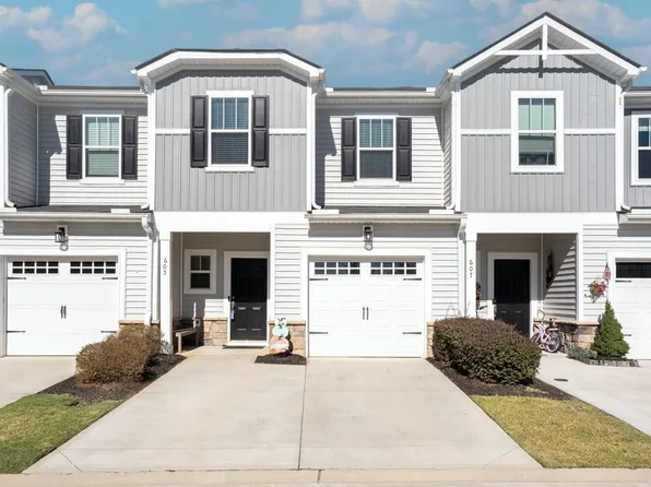 605 Purteview Pl, Greer, SC 29650