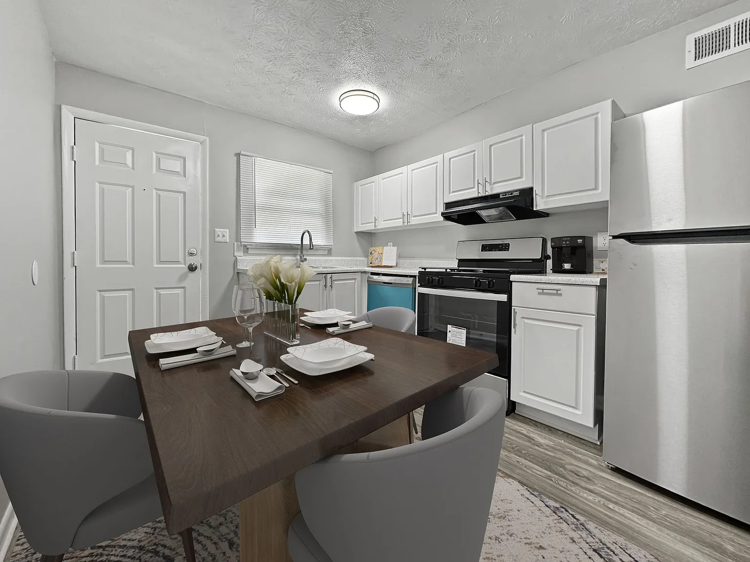 Cascade Oaks Apartments — Photo 3