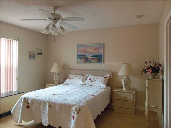 4th image of 606 Enconto St