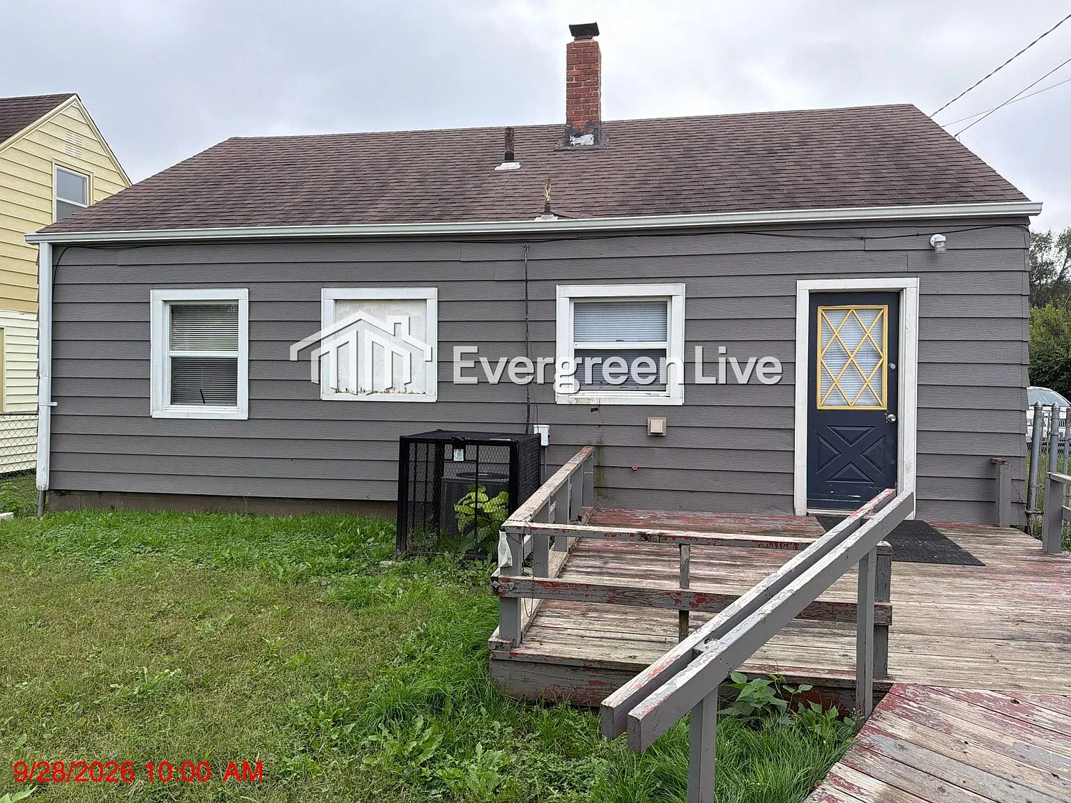 2 bed, 1.0 bath, 768 sqft, $1,295 — Photo 2