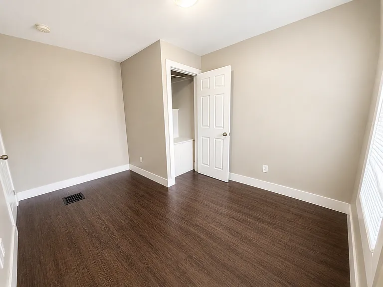168 Sanford Ave S #2 — Photo 11