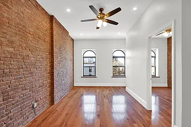 Rented by Alexander Bilu, LREB