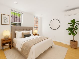 120 Hall St, Brooklyn, NY 11205