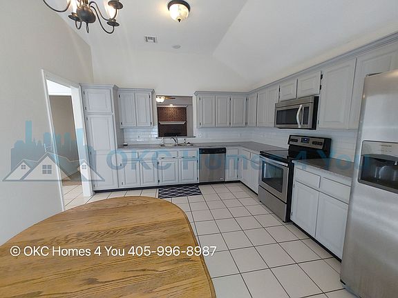 5th image of 1420 Jami Dr