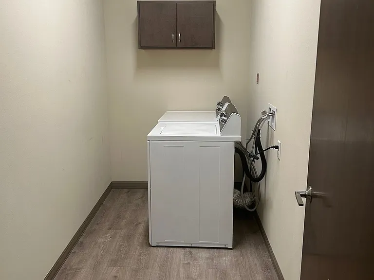 Madison Apartments — Photo 57
