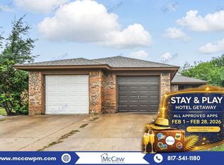 6708 S Creek Dr, Fort Worth, TX 76133