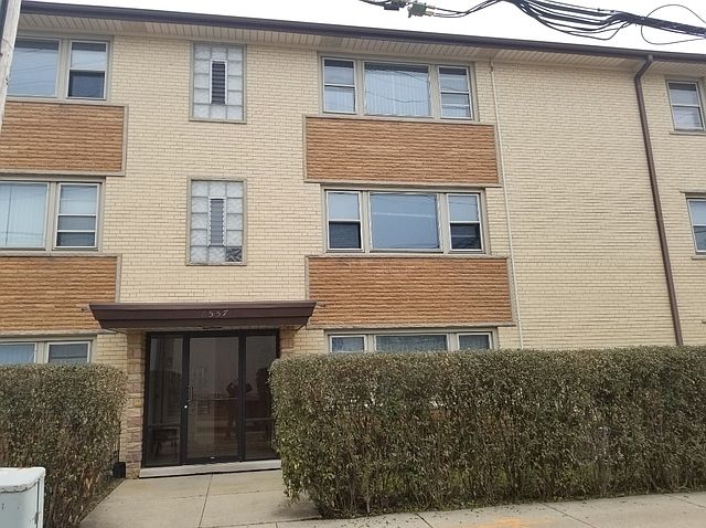 1st image of 8557 W Bryn Mawr Ave APT 3N