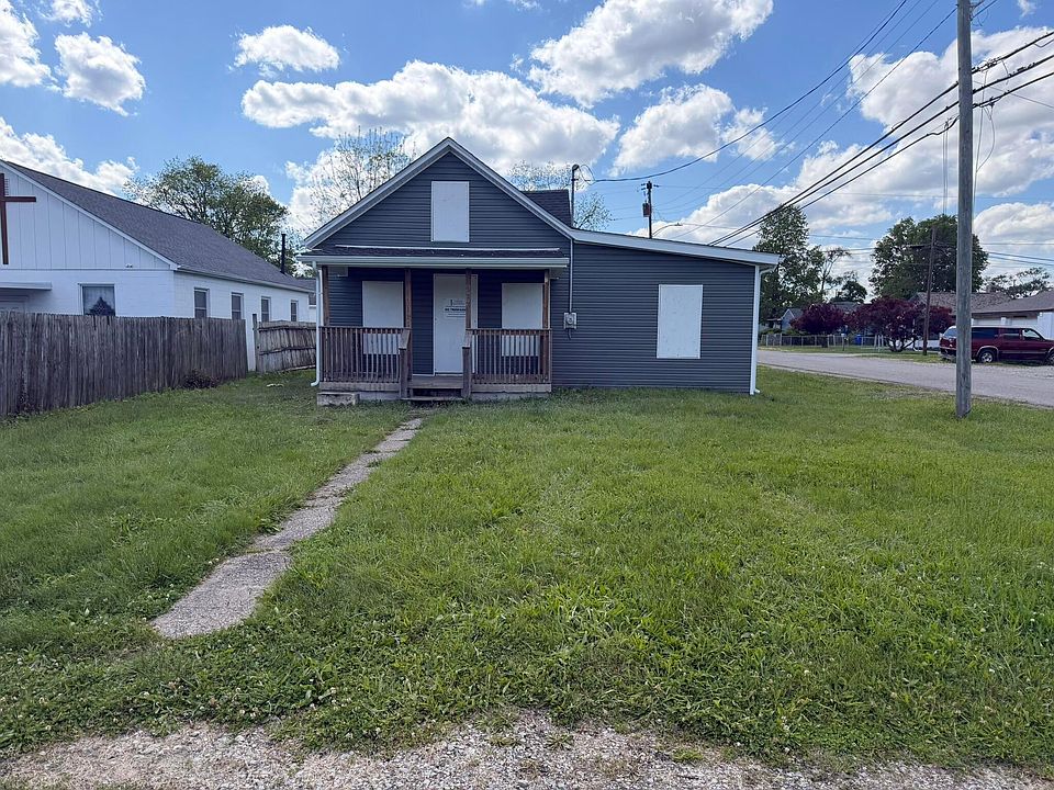 1st image of 851 Clarendon Ave