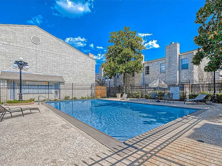 3780 Tanglewilde St #604 — Photo 45