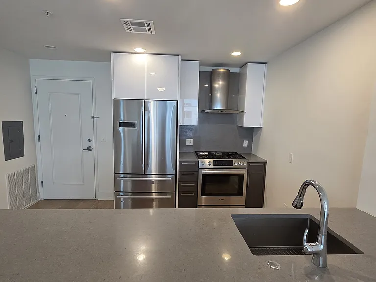 201 Marin Blvd #5080 — Photo 11