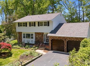 7 Oakland Rd, Old Bridge, NJ 08857
