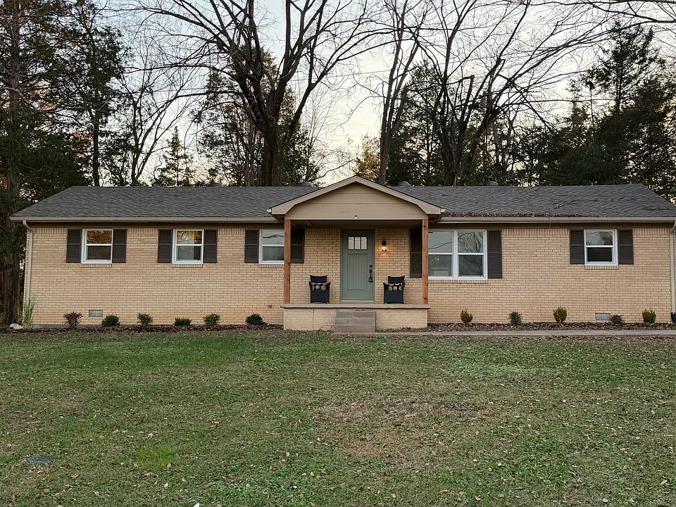 1st image of 358 Cedar Springs Dr