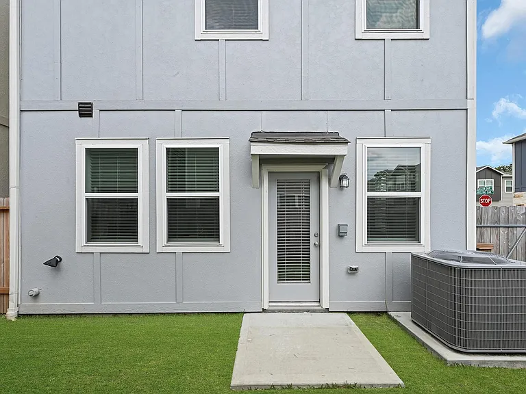 1528 Lakeline Oak Dr — Photo 23