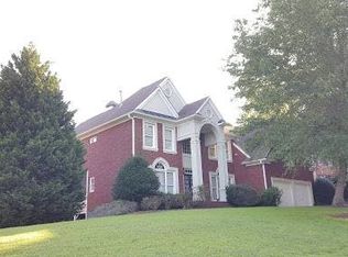 4227 Balmoral Glen Dr, Berkeley Lake, GA 30092