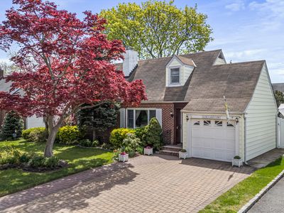 638 Lakeview Avenue, Rockville Centre, NY, 11570