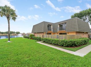 4208 42nd Way, West Palm Beach, FL 33407