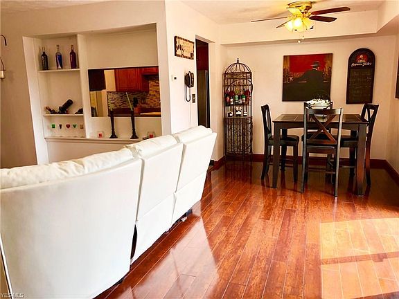 2nd image of 8093 Independence Dr #30-D