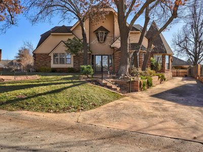 2204 Amber Rd, Oklahoma City, OK, 73170