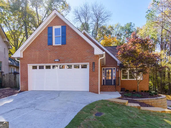2859 Pangborn Ct, Decatur, GA 30033