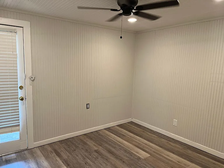 125 S Milton St — Photo 13