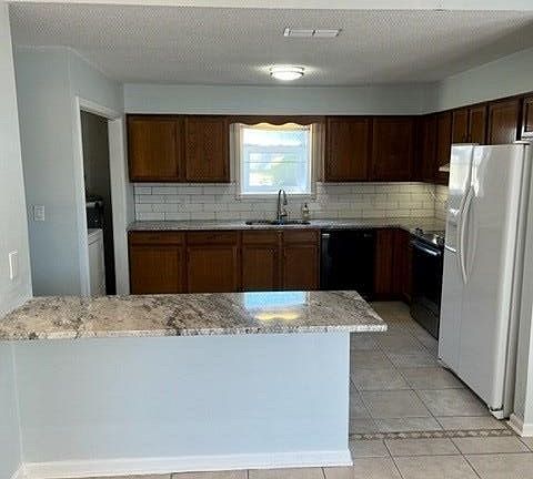2nd image of 6782 Walden Cir