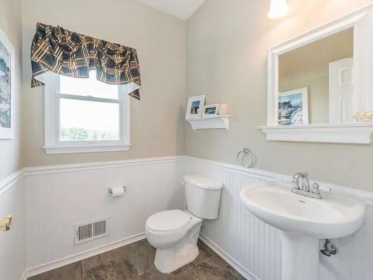 2 Magestro Ct — Photo 3